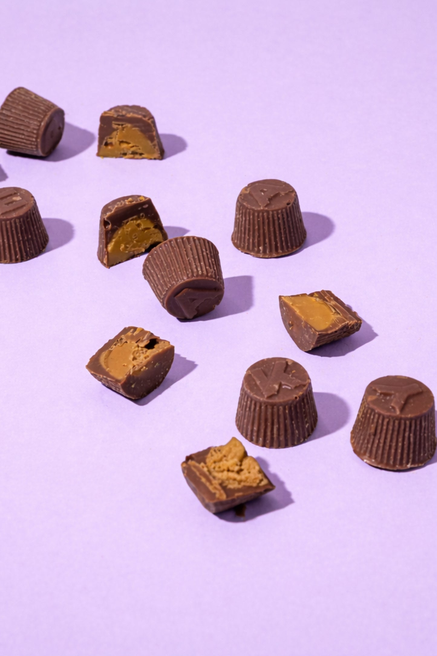 MILK BOX GOLDEN LOTUS CUPS