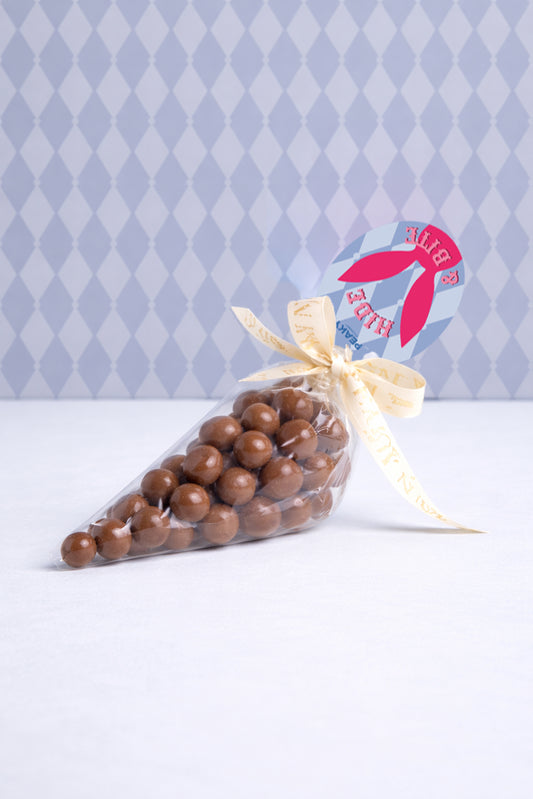 MILK CHOCOLATE PEANUT CARROT